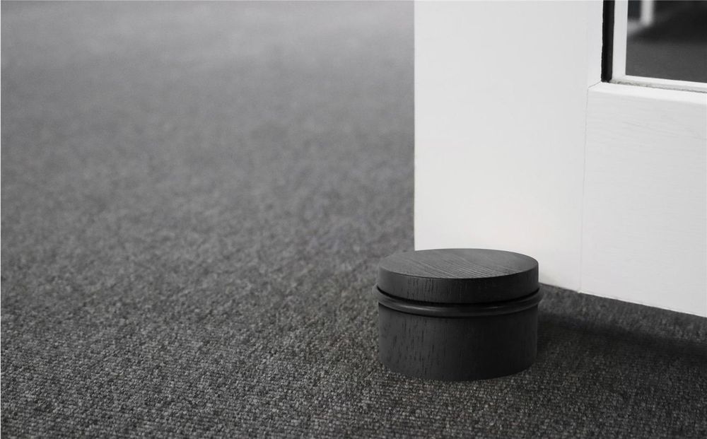 Dørstopper sort Ø76×45 mm fra Home>it®