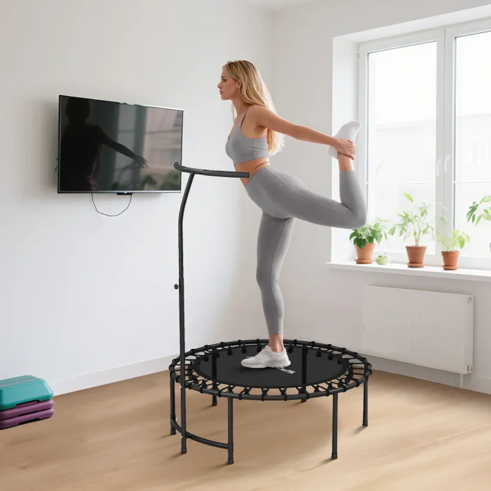 Fitness-trampoline med justerbart håndtak – svart