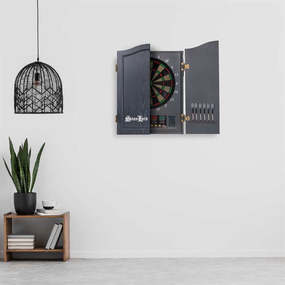 Stanlord dartspill i heltre kabinett