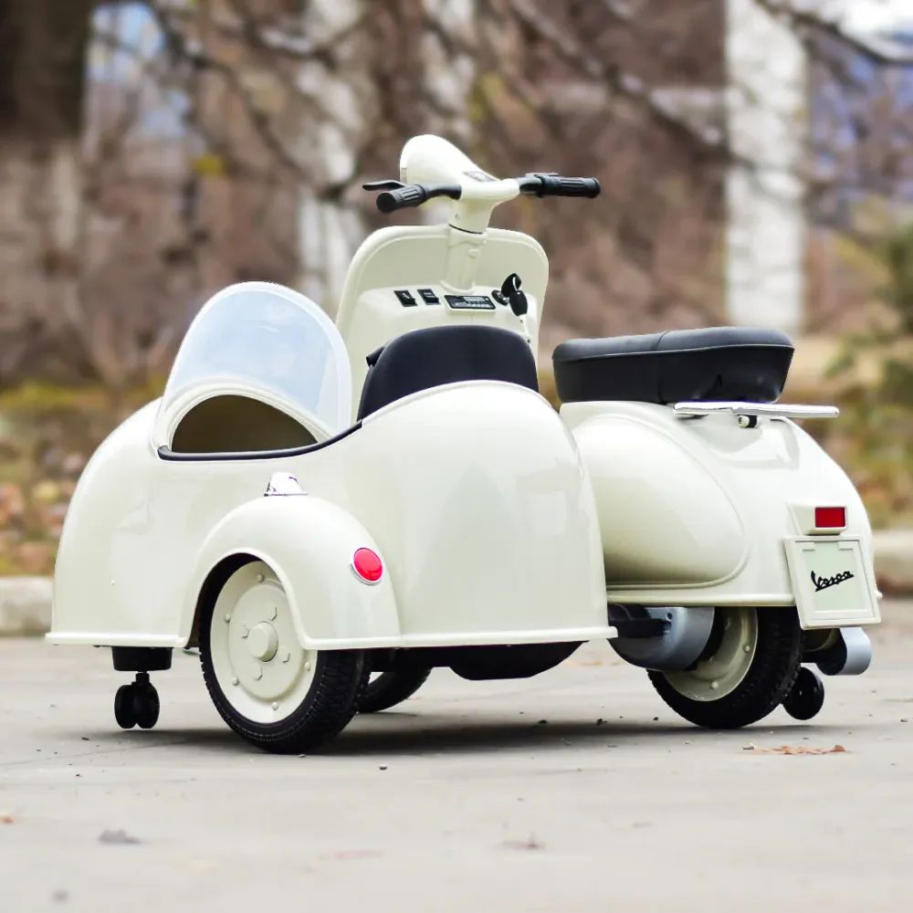 Vespa scooter for to barn 3-9 år - med revers